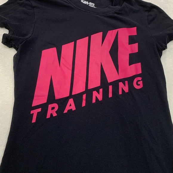 ✨ 3/$30  Nike cotton dry fit t-shirt - Picture 4 of 6